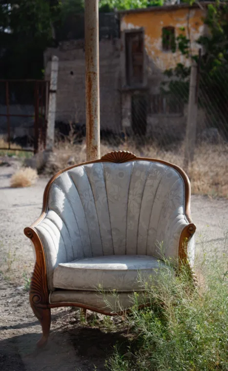 Faire appel à un tapissier pour la réfection d'un fauteuil ancien à Cognac, Saintes, Intérieur Décoration
