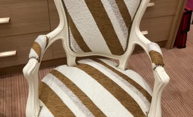 Réfection deux fauteuils anciens Louis Philippe à Saintes, Saintes, Intérieur Décoration