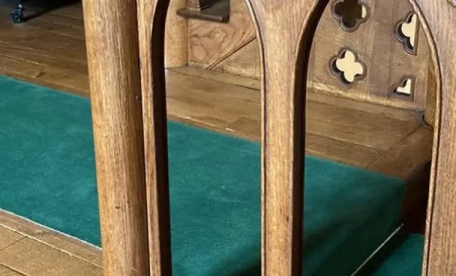 Pose d’un passage d’escalier en moquette tendue sur feutre dans une maison à Saintes : élégance et confort au quotidien, Saintes, Intérieur Décoration